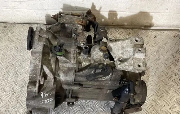 Volkswagen Golf IV Manual 5 speed gearbox DUW