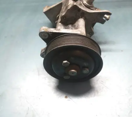 BMW X5 E70 Power steering pump