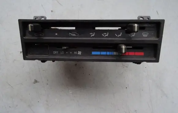 Toyota Corolla E110 Climate control unit 1559112111