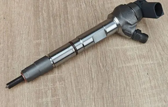 Audi A6 S6 C7 4G Fuel injector 04L130277AE