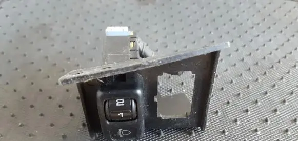 Mazda Xedos 6 Headlight level height control switch