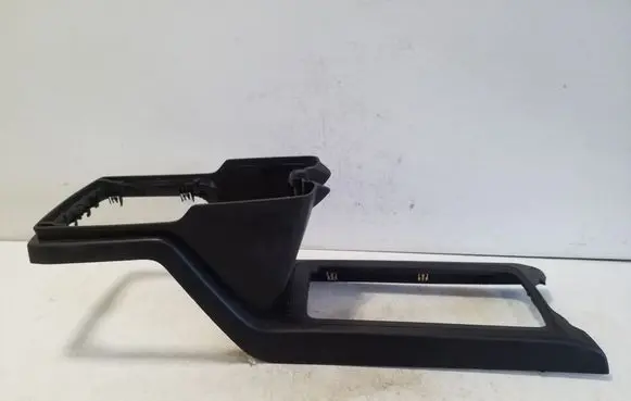 Chevrolet Captiva Other center console (tunnel) element 20968916