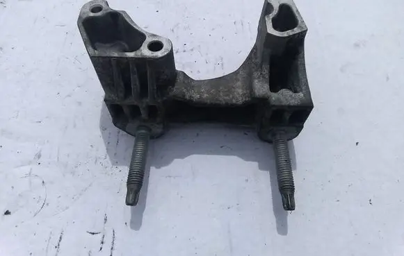 Ford Focus Generator/alternator bracket 6B906030 2112501022