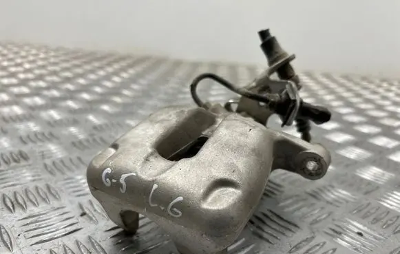 Volkswagen Golf V Rear brake caliper 