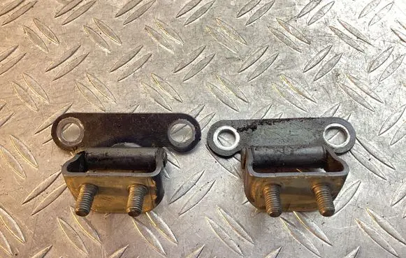 Toyota Land Cruiser (J200) Tailgate/trunk/boot hinge