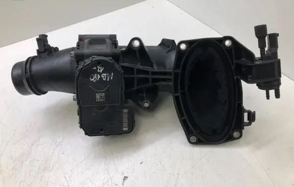 Mercedes-Benz B W246 W242 Throttle valve A6510900828 A6510900370