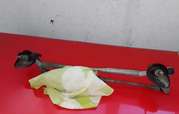 Dodge Caliber Front wiper linkage NOCODE