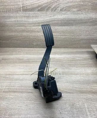 Ford Transit - Tourneo Connect Accelerator throttle pedal 7T119F836CC 6PV00927610