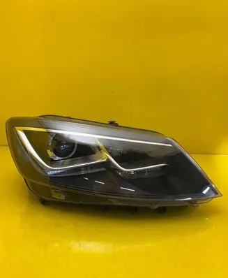 Seat Alhambra (Mk2) Headlight/headlamp 7N5941752