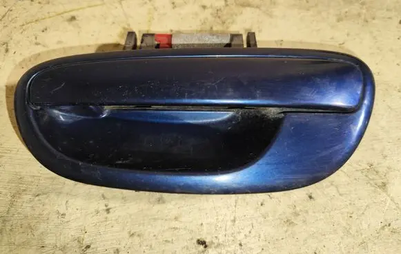 Subaru Legacy Front door exterior handle Fs0210