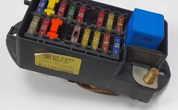 Jaguar XJ X300 Fuse box set LNA2800CG