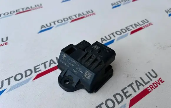 BMW 5 F10 F11 Glow plug pre-heat relay 7810856 7822098 12217810856