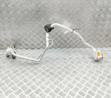 Volvo XC90 Air conditioning (A/C) pipe/hose 31467902 31404338