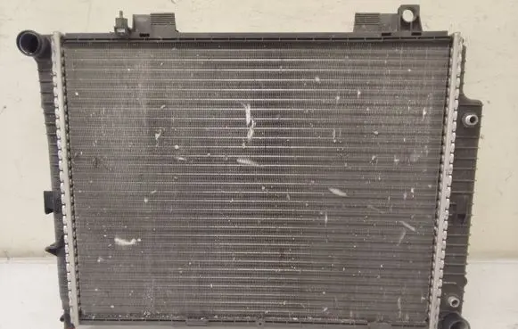 Mercedes-Benz E W210 Coolant radiator A2105006503