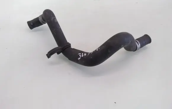 Subaru Forester SH Engine coolant pipe/hose