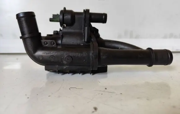 Ford Transit - Tourneo Connect Thermostat/thermostat housing 9670253780 042061