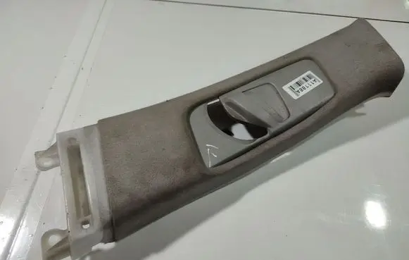 Toyota Corolla Verso AR10 (B) pillar trim (top) 7302405010