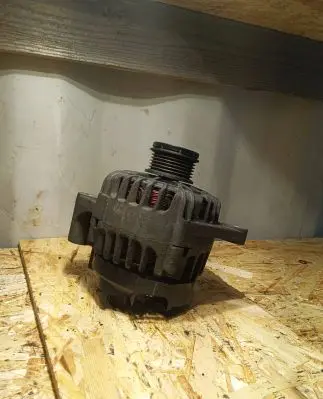 Opel Insignia A Generator/alternator 13502582 2650800A 100330160306