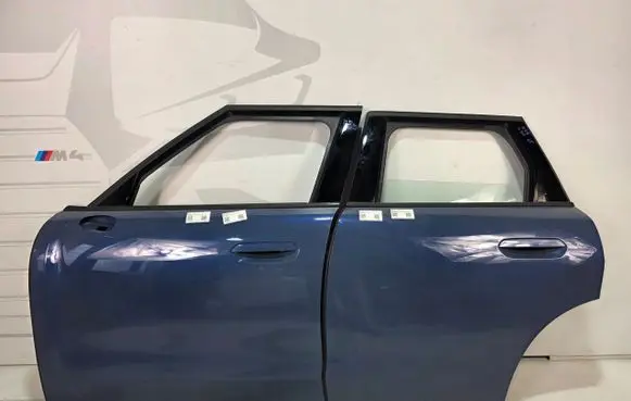 Mini Countryman U25 Front door 