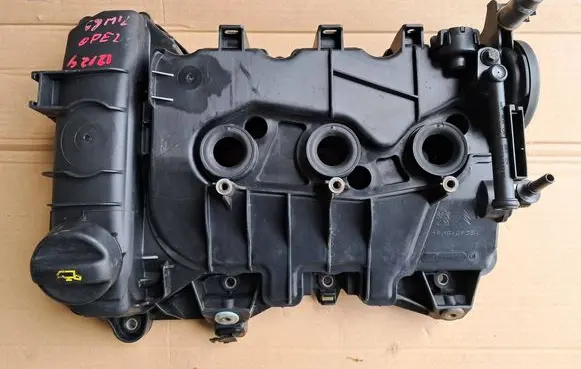 Opel Crossland X Rocker cam cover 9811067580