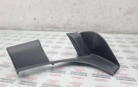 Volkswagen Touareg I Other interior part 7L6867438F