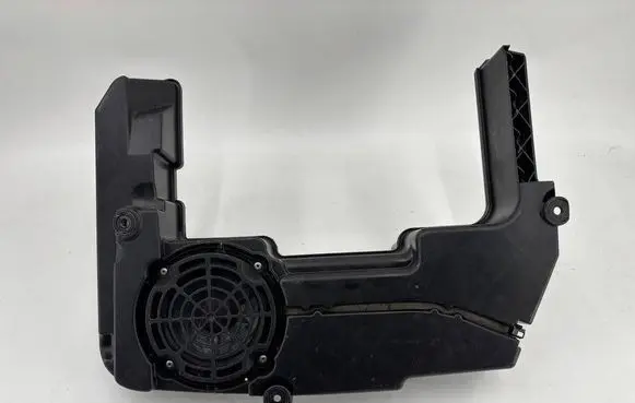 Audi A4 S4 B8 8K Subwoofer speaker 8K9035382B
