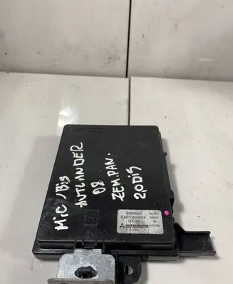 Mitsubishi Outlander Fan control module 7820A055