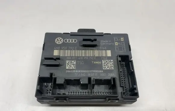 Audi A8 S8 D4 4H Door control unit/module 4H0959792E