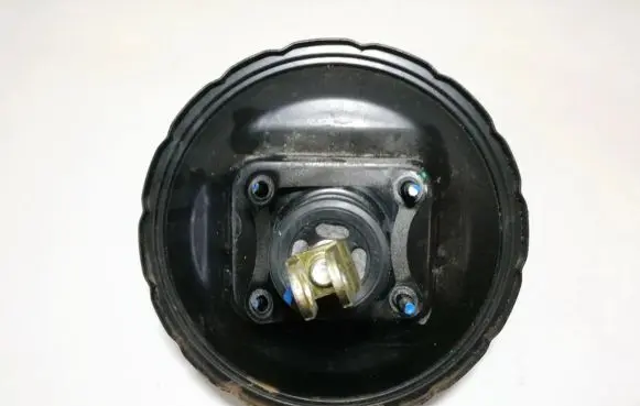 Mitsubishi Pajero Sport I Brake booster 862034016524