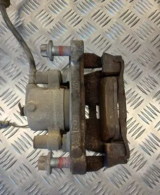 Alfa Romeo Giulietta Front brake caliper FN357 D137