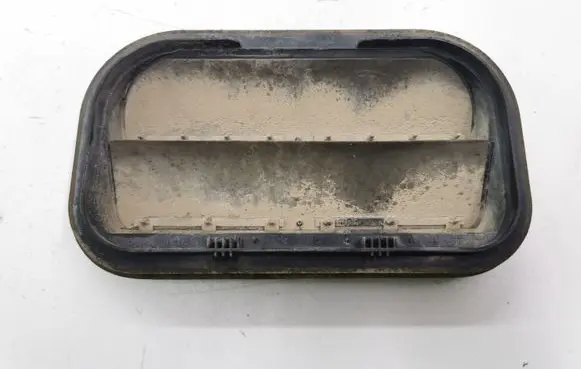 Ford Focus C-MAX Quarter panel pressure vent YF1A54280B62AD