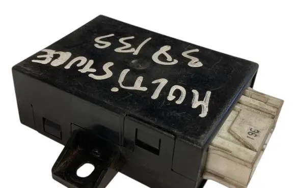 BMW 7 E38 Steering rack control module 8352494 61358352494
