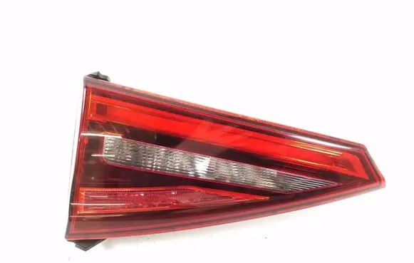Infiniti Q30 Tailgate rear/tail lights 265455DA0A