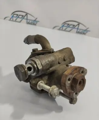 Volkswagen Sharan Power steering pump 3A674AA