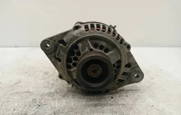 Subaru Legacy Generator/alternator 23700AA090 LRI70732C