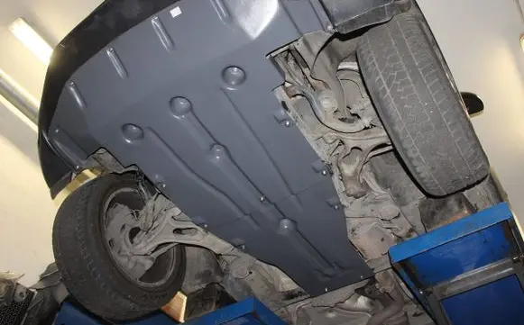 Engine splash shield/under tray