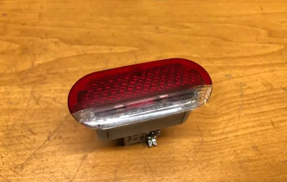 Volkswagen Touran I Rear door interior light 6Q0947411C