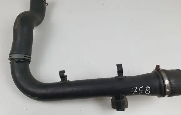 Volkswagen II LT Intercooler hose/pipe 038906051B 2D0145762A
