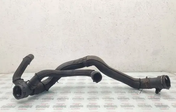 Audi A4 S4 B8 8K Engine coolant pipe/hose 8K0122293B