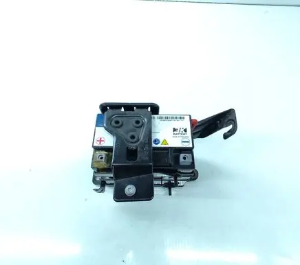 Mercedes-Benz GL X166 Car battery 1201 099007999 A1665401240