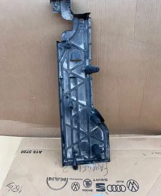 Volkswagen Multivan T7 Front underbody cover/under tray 7T0825206E