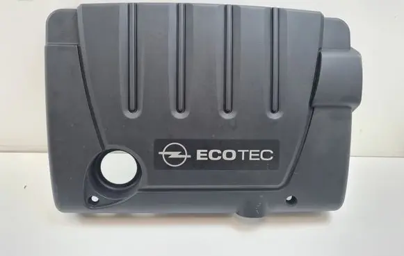 Opel Zafira B Engine cover (trim) 315829598 55558383 55558384