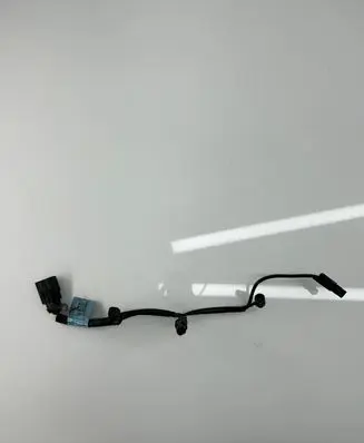 Mercedes-Benz E W212 Plug wire A6511501333 110408