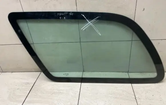 Ford Escort Rear side window