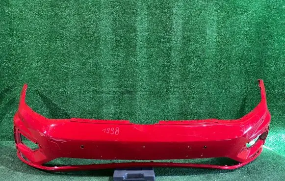 Volkswagen Golf VII Front bumper