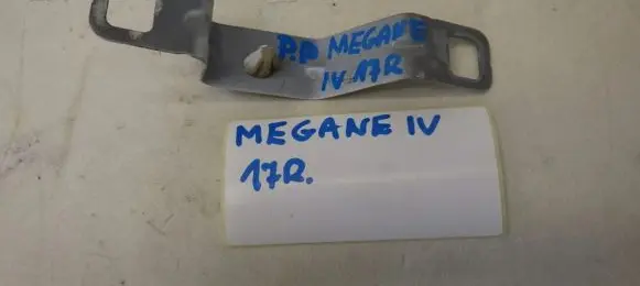 Renault Megane IV Fender mounting bracket