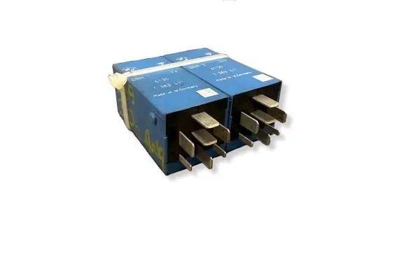 BMW 5 E39 Other relay 1383417