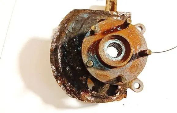 Nissan Qashqai+2 Front wheel hub 