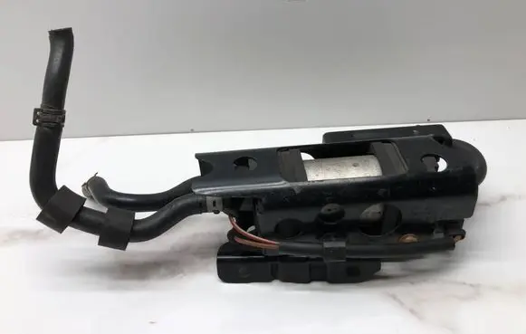 Volkswagen PASSAT B6 Fuel injection high pressure pump 5N0906129B 1K0127023J 1K0906355