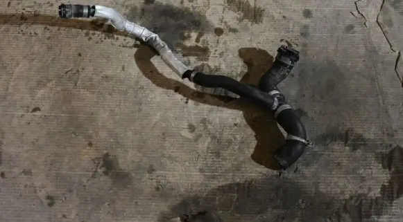 Mercedes-Benz A W177 Engine coolant pipe/hose A1775011701555525